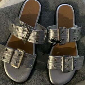GIASONE Two Strap Sandals Slides Classic /Silverstone Accents,—Color Silver